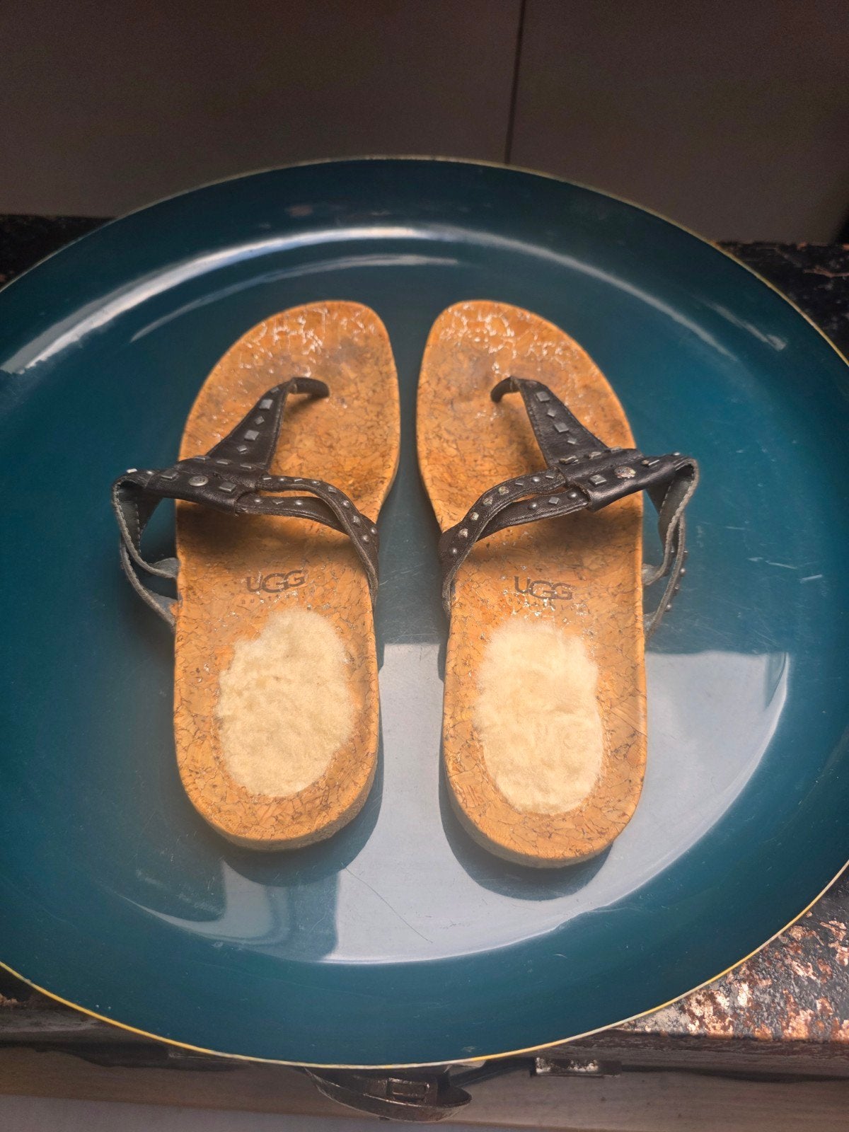 Ugg Sandalen voor dames - Maat 38, UGG, Zwart, Zo goed als nieuw, Sandalen of Muiltjes
