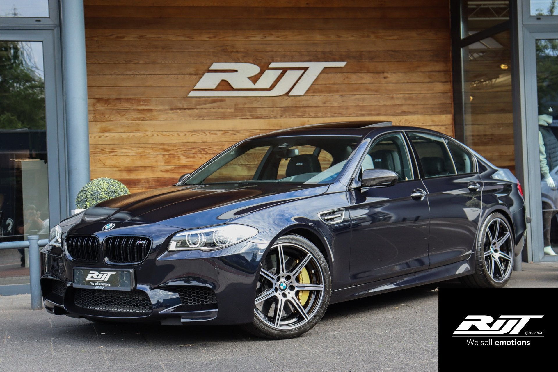 BMW 5 Serie M5 Competition Edition 1/15 Collectors item *Cer, Auto's, Automaat, Achterwielaandrijving, Zwart, Bedrijf