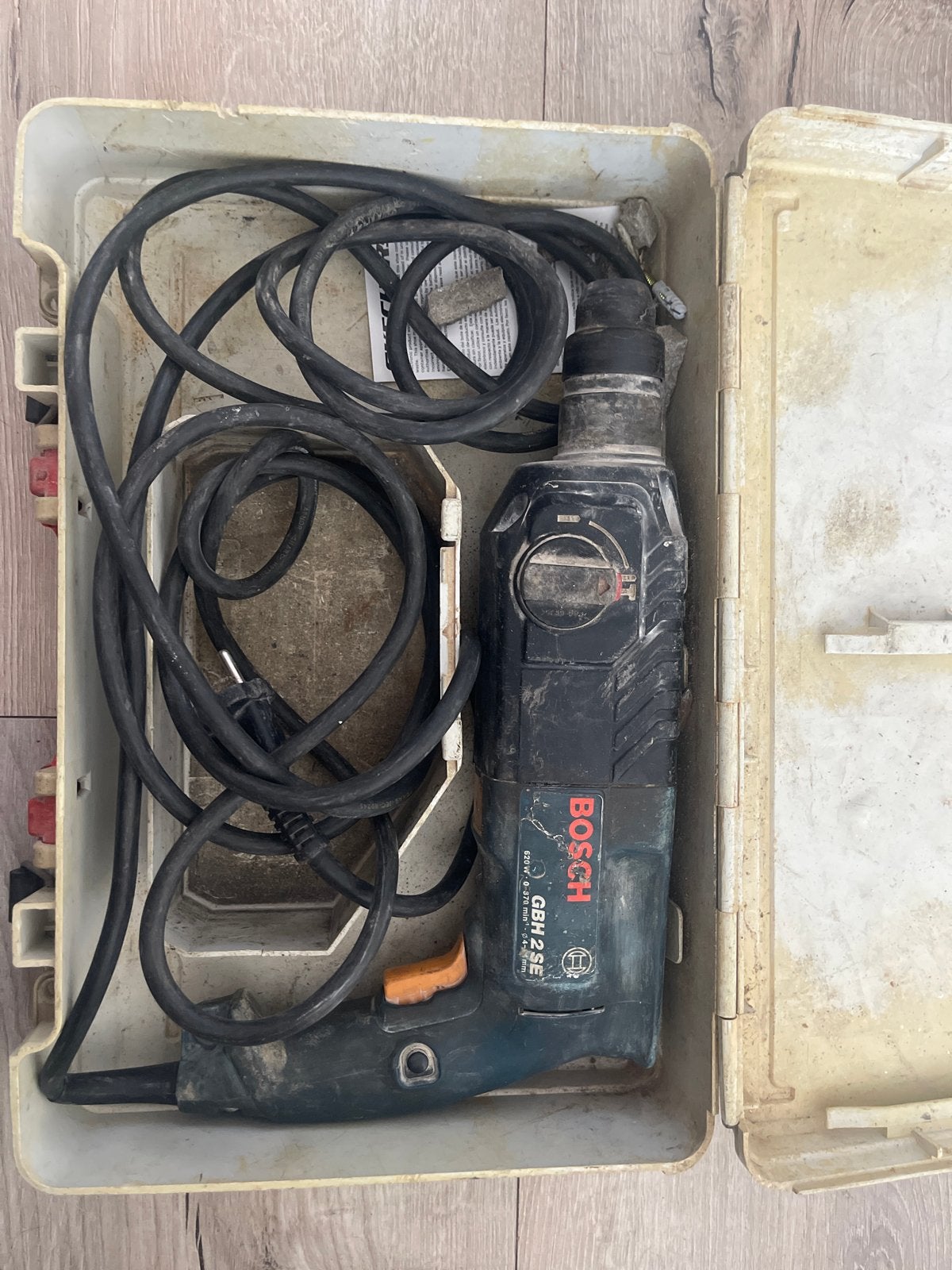 Bosch Boormachine GBH 2 SE - Bieden maar, Boor- en/of Breekhamer, Ophalen of Verzenden, Klopboormechanisme, Gebruikt