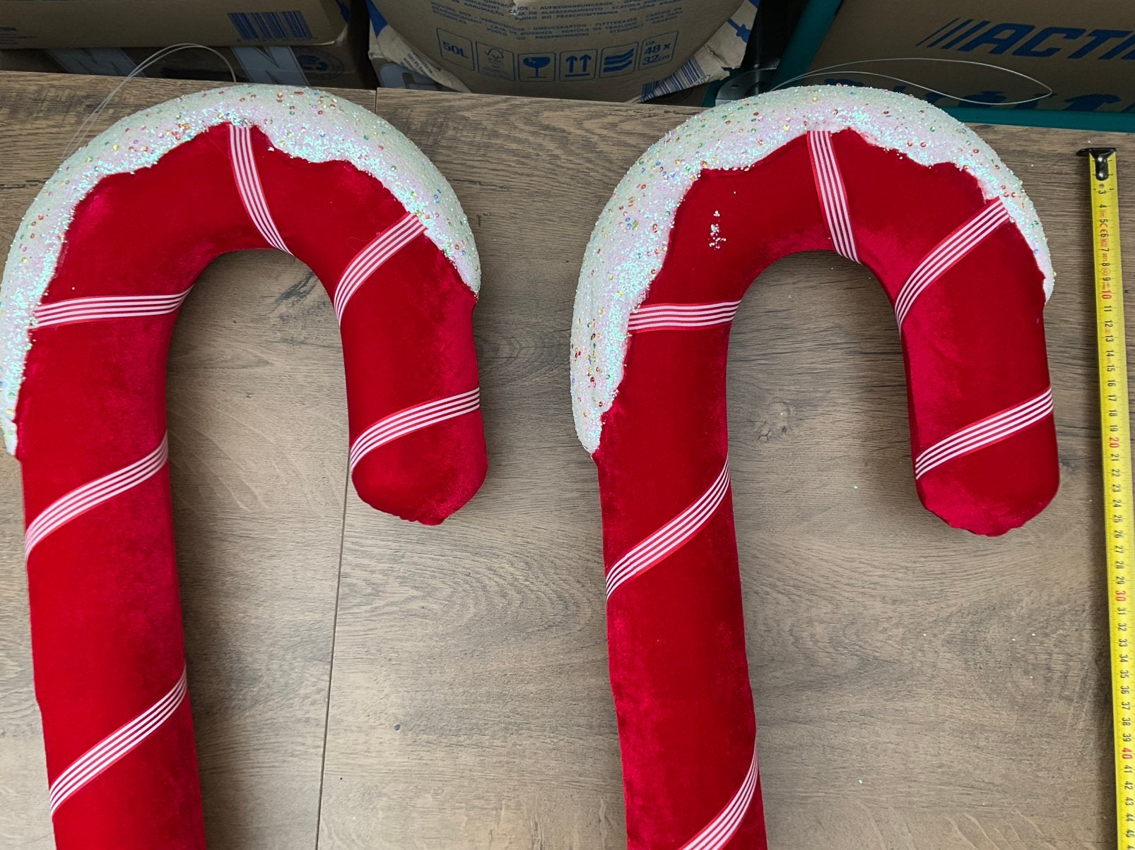 2 grote Kerst Candy canes fluweel ca 70cm.ALLEEN OPHALEN, Ophalen, Nieuw