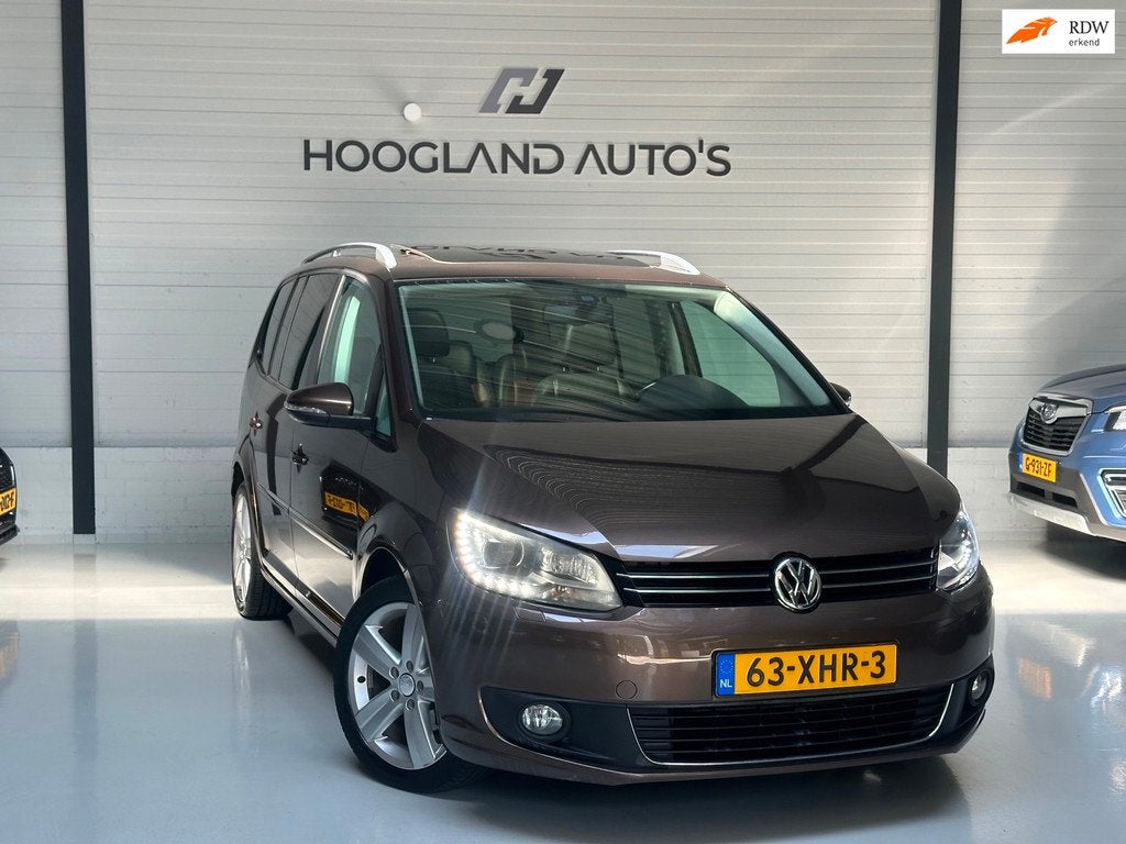 Volkswagen Touran 1.4 TSI Highline Leder Pano Xenon TOPSTAAT, Voorwielaandrijving, Euro 5, 15 km/l, 4 cilinders