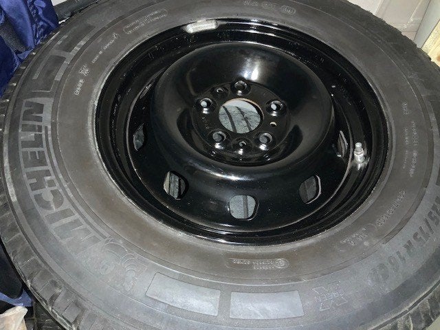 stalen velgen met michelin banden, Ophalen