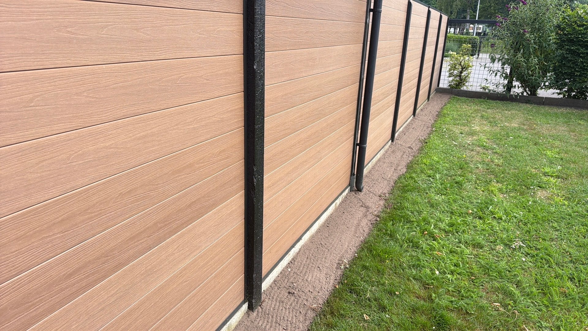 Nieuwe composiet schuttingplanken(25 pakken x 5 planken), Ophalen, Overige materialen, 1 tot 2 meter, Minder dan 3 meter
