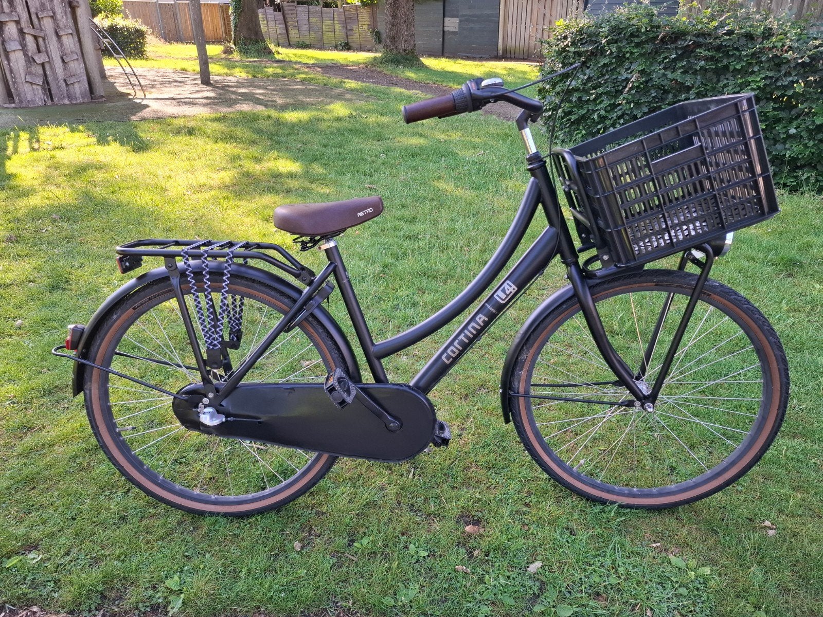Zwarte cortina U4 meisjesfiets 26INCH met 3 versnellingen, Cortina U4 transportfiets, Versnellingen, Zo goed als nieuw, Ophalen