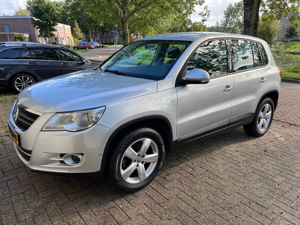 Volkswagen Tiguan 1.4 TSI 110KW 4MOTION 2008 Grijs, Auto's, Zwart, 4 cilinders, 2000 kg, Leder