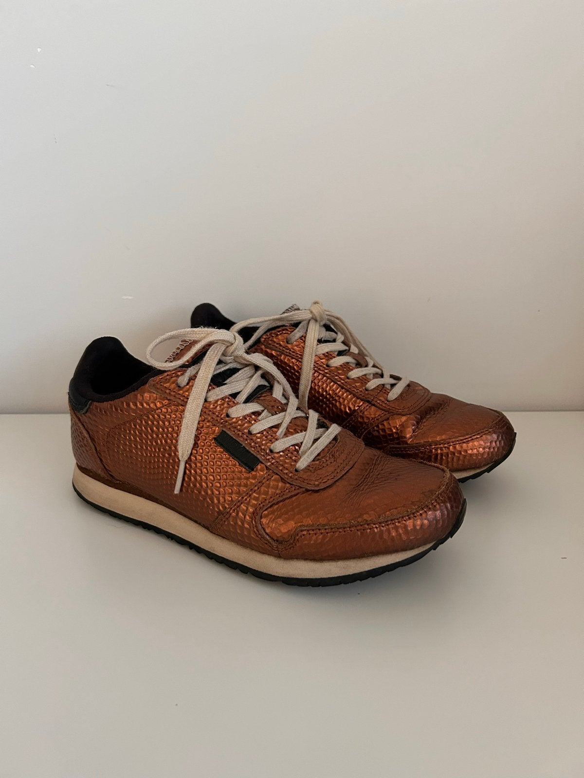 Woden sneakers maat 38 - Koperkleurig met slangenprint, Overige kleuren, Ophalen of Verzenden, Sneakers of Gympen, Gedragen