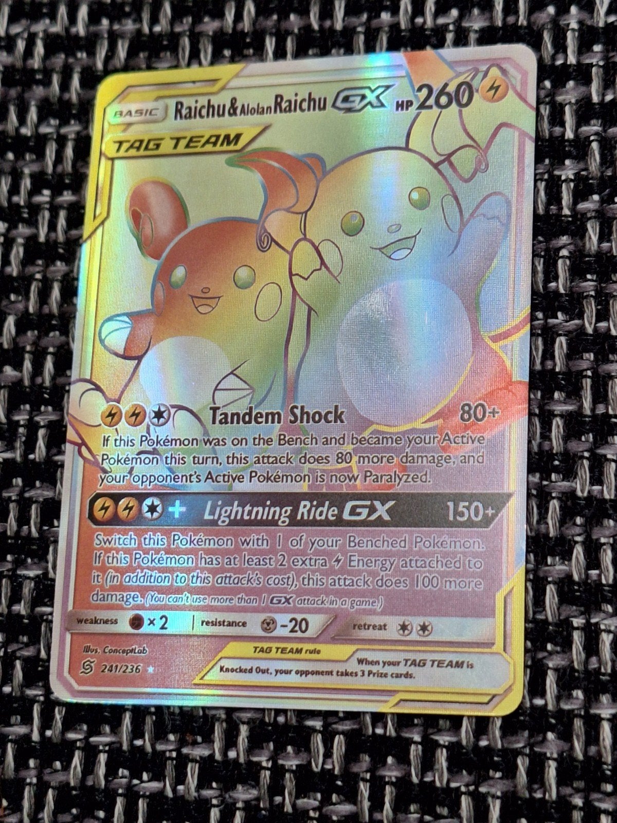 Raichu & Alolan Raichu GX TAG TEAM Pokémon Kaart, Hobby en Vrije tijd, Verzamelkaartspellen | Pokémon, Ophalen, Zo goed als nieuw