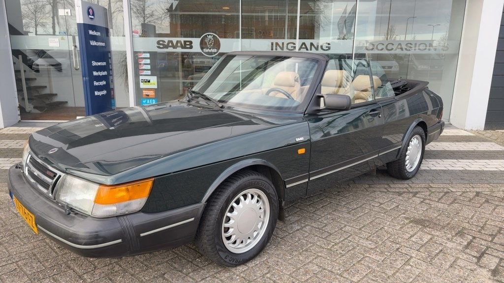 Saab 900 Cabrio 2.1i-16 NIEUWSTAAT AUTO (bj 1991), Auto's, Beige, Cabriolet, Bedrijf, Handgeschakeld