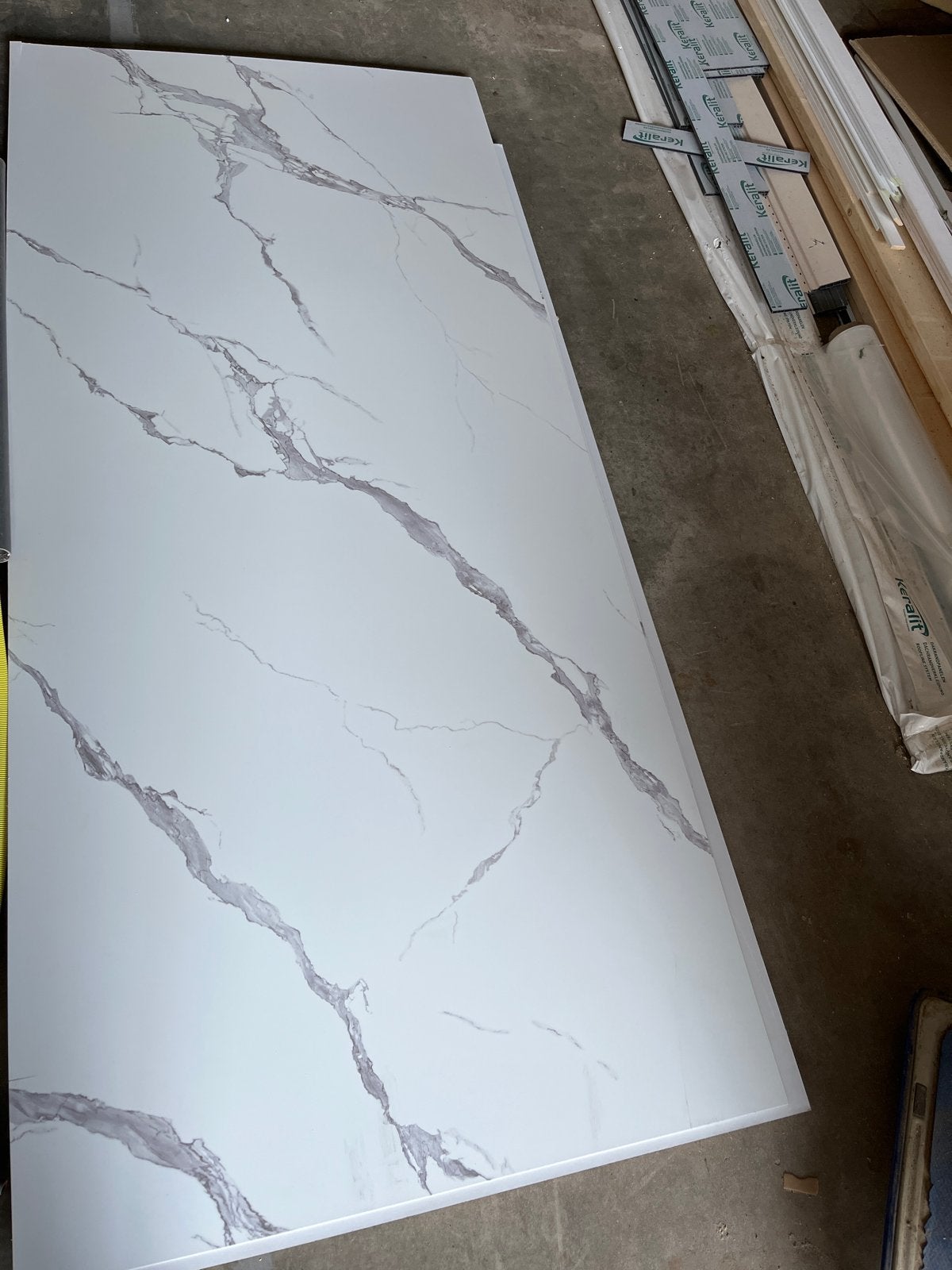 Pvc wandpanelen 270 x 122 cm marmerlook, Doe-het-zelf en Verbouw, Platen en Panelen, Ophalen, Zo goed als nieuw, Overige materialen