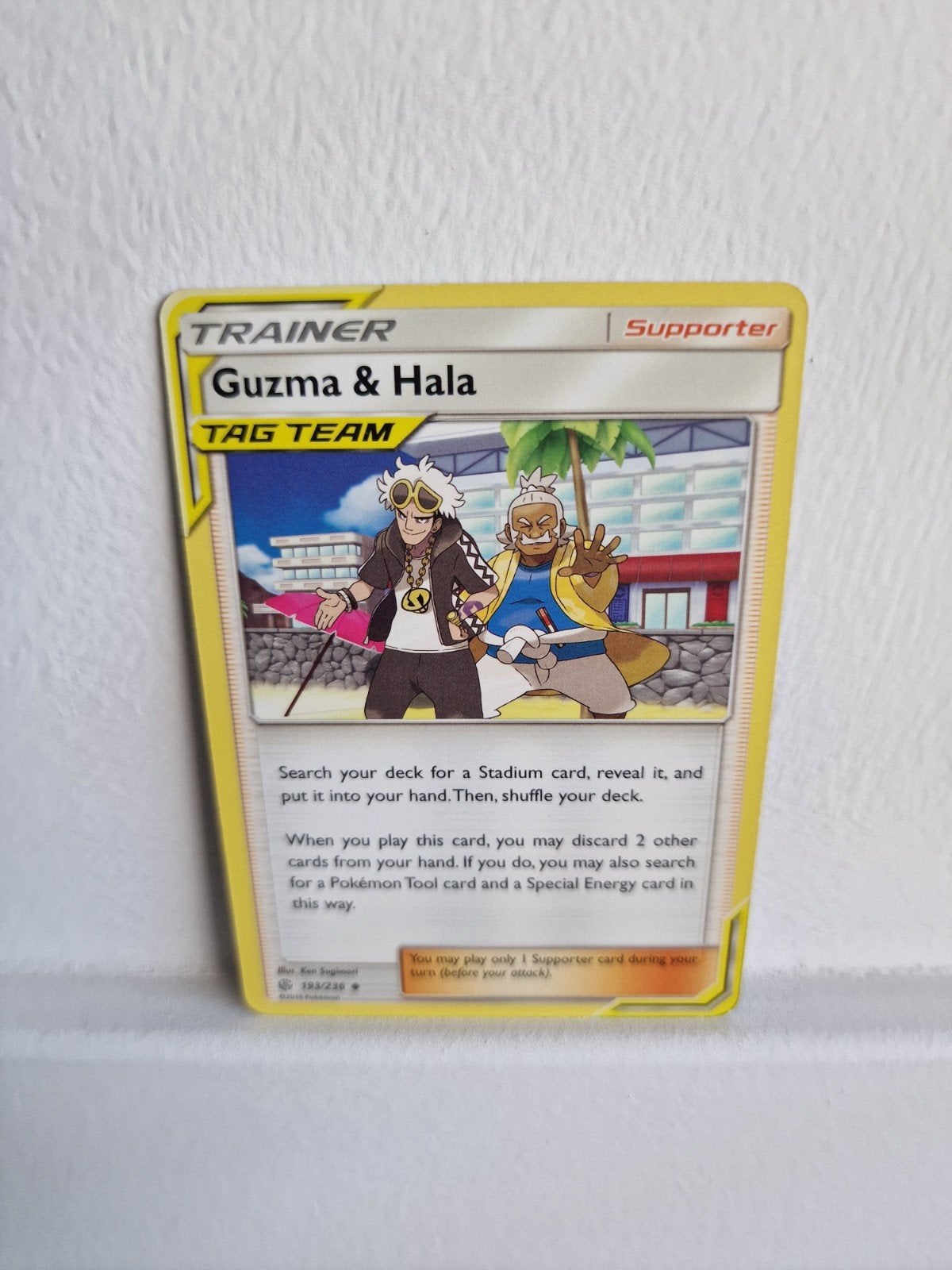 Pokemon Kaart Guzma & Hala Trainer Supporter TAG TEAM, Ophalen of Verzenden, Zo goed als nieuw, Losse kaart