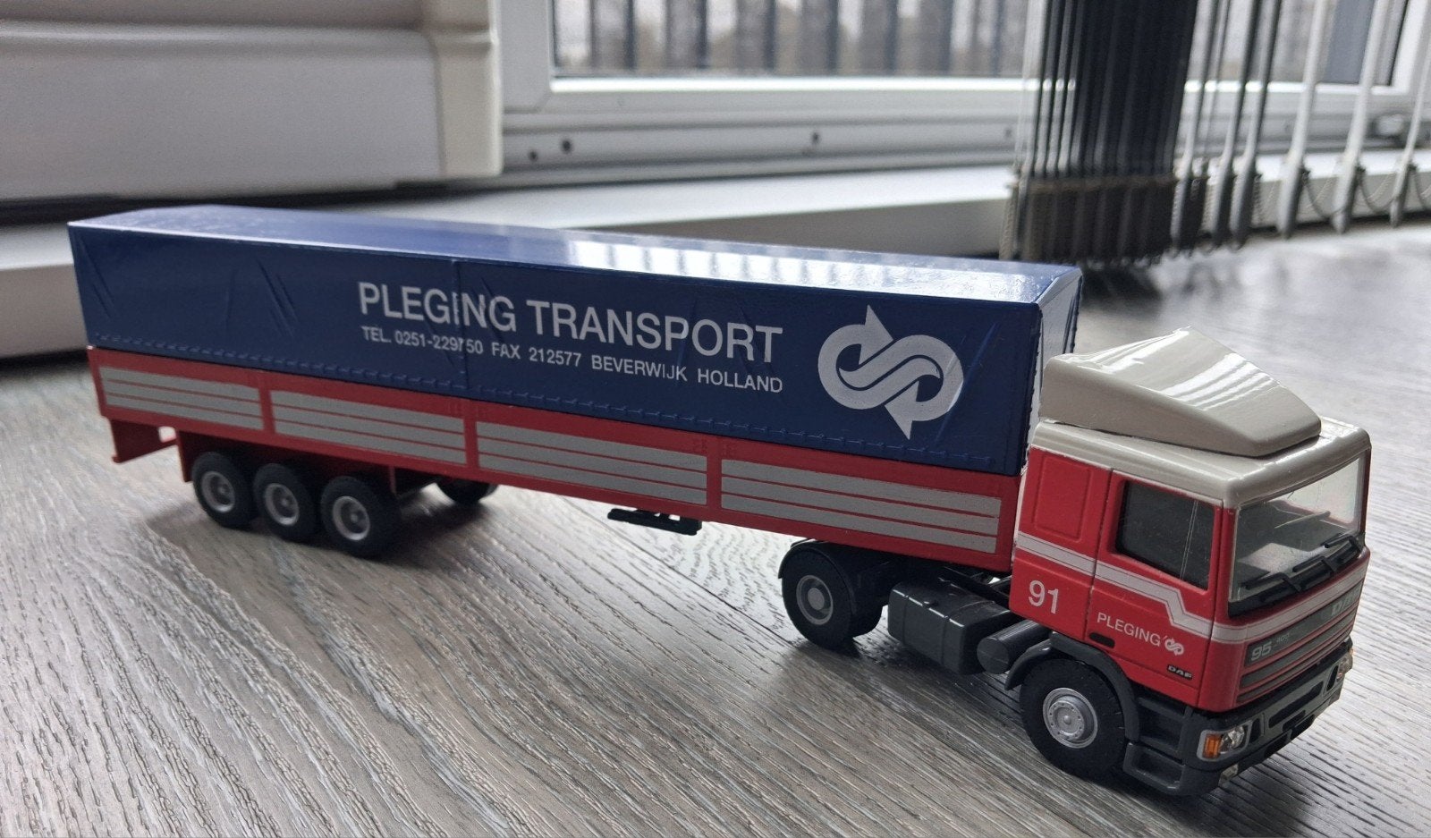 DAF 95 ATI 400 Pleging Transport Beverwijk modeltruck, Ophalen of Verzenden, Zo goed als nieuw, Bus of Vrachtwagen, Lion Toys