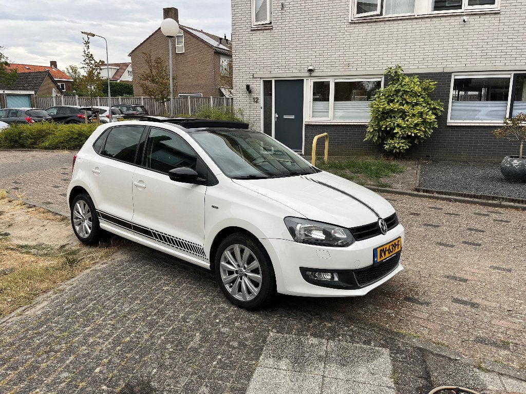 Volkswagen Polo 1.2 TSI 77KW DSG 2013 Wit*, Auto's, Volkswagen, 40 €/maand, Zwart, 4 cilinders, Automatische klimaatregeling