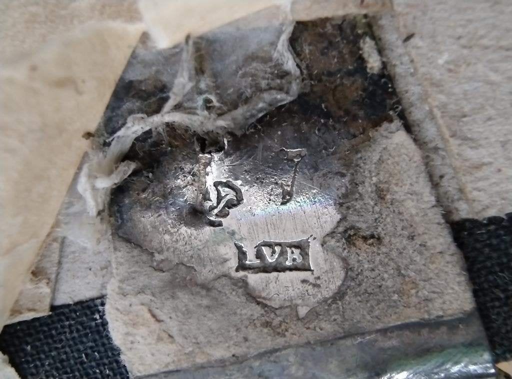 Bijbel met 18e eeuwse zilveren sloten, J. van Bommel, 1798, Verzenden