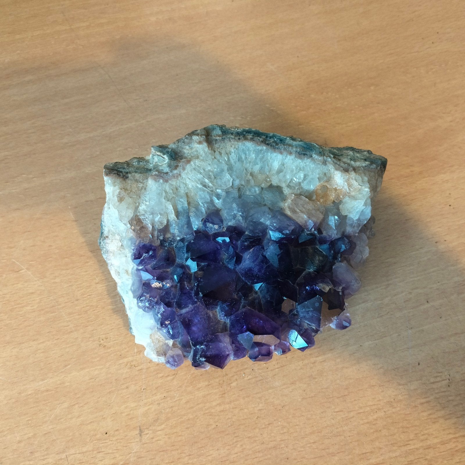 Amethist Geode - 1.55 kg - beschadigd, Ophalen of Verzenden, Mineraal