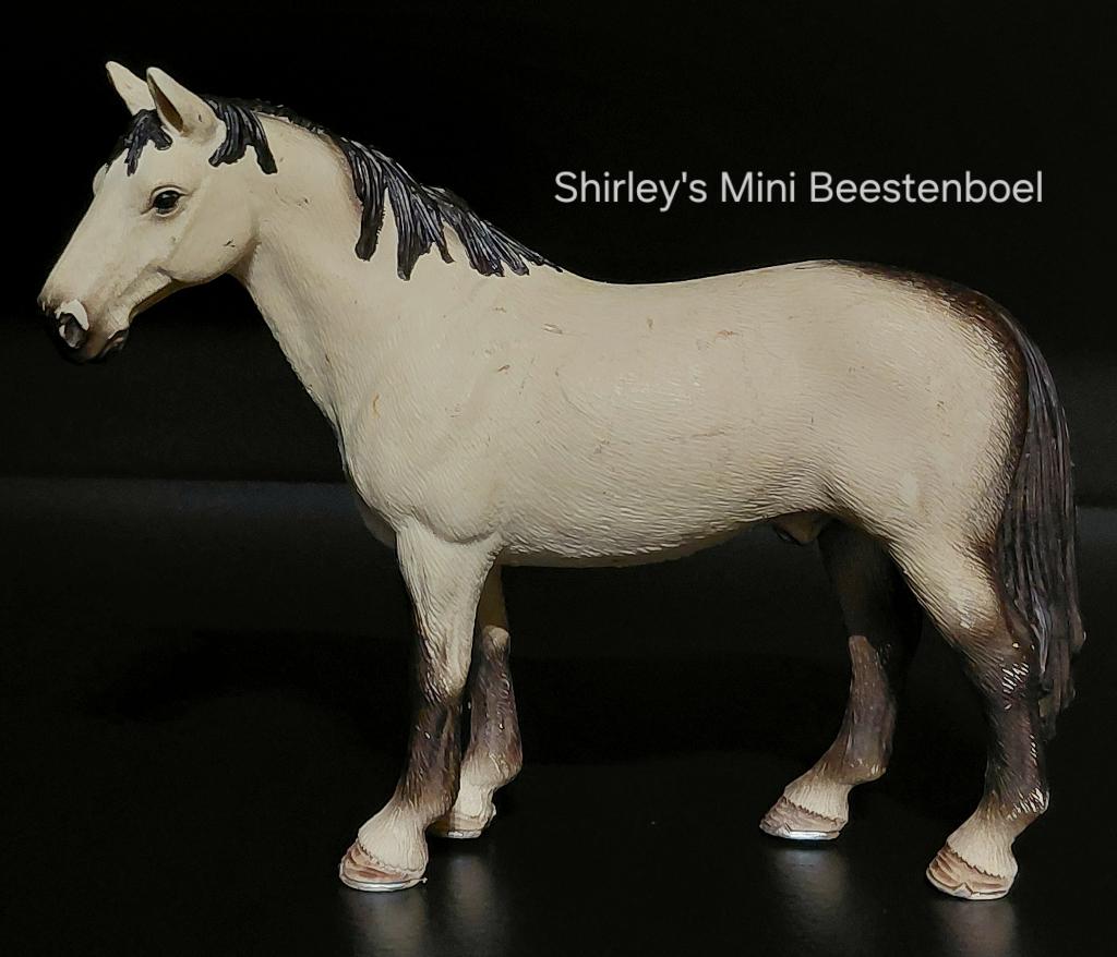 schleich hannoveraan hengst, Ophalen of Verzenden, Gebruikt, Paard, Beeldje of Figuurtje