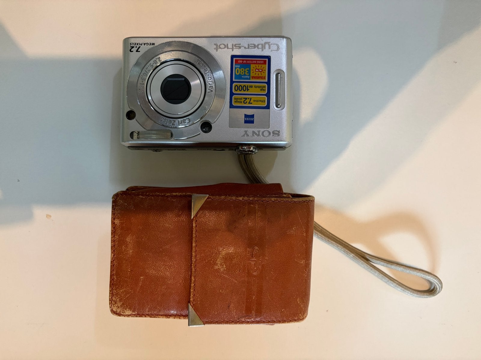 Sony DSC W35 - Retro CCD Digital Camera met Carl Zeiss Lens, Ingebouwde flitser, Gebruikt, Ophalen of Verzenden, Compactcamera