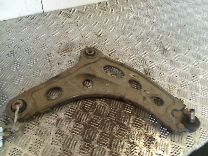 Draagarm Rechts Voor Opel Vivaro (2006-08/2008-06), Gebruikt, Bahnhofsplatz, Rüsselsheim am Main 65423, , Duitsland, Opel, Opel Automobile GmbH