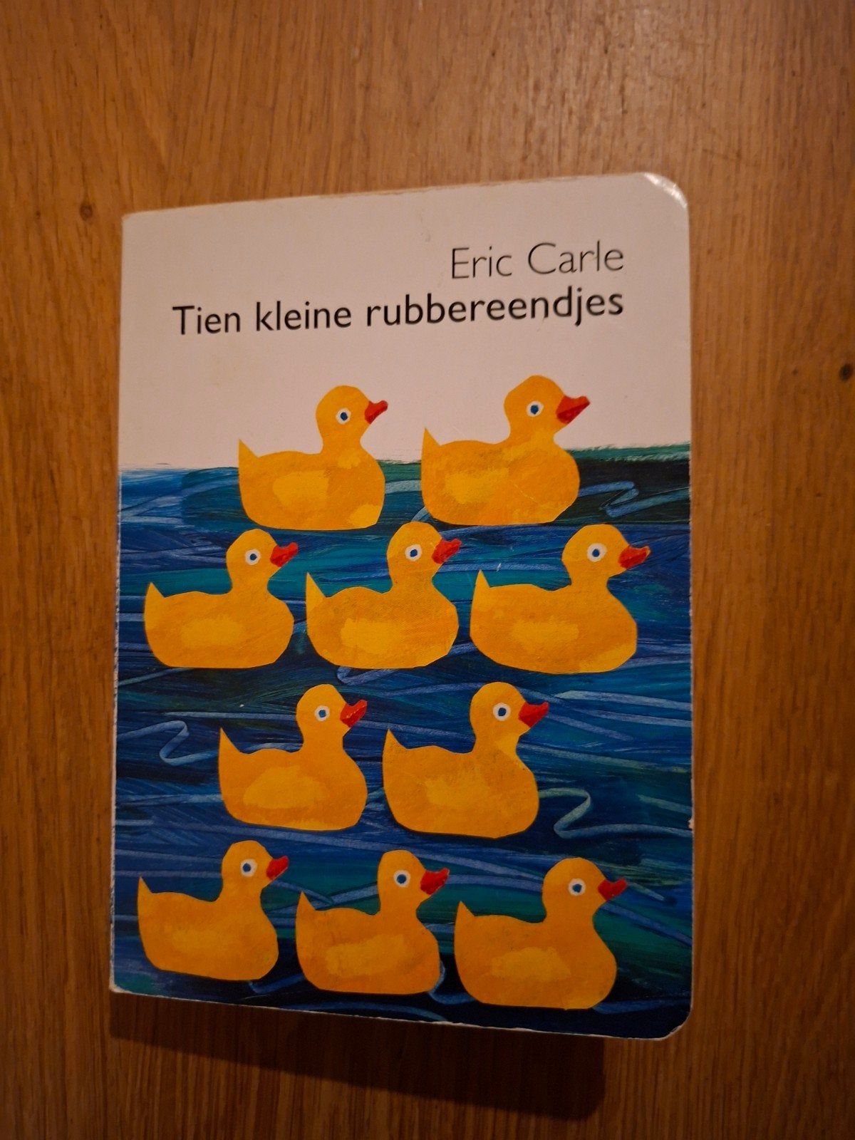 Tien kleine rubbereendjes - Eric Carle kartonboek, Ophalen of Verzenden, Gelezen, Eric Carle, 1 tot 2 jaar
