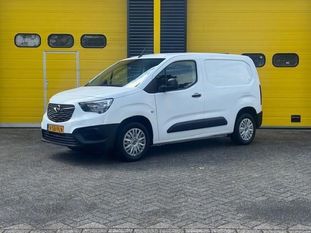 Opel COMBO 1.2 Airco cruise navi BTW&BPM VRIJ, Voorwielaandrijving, 15 km/l, Euro 6, 1199 cc