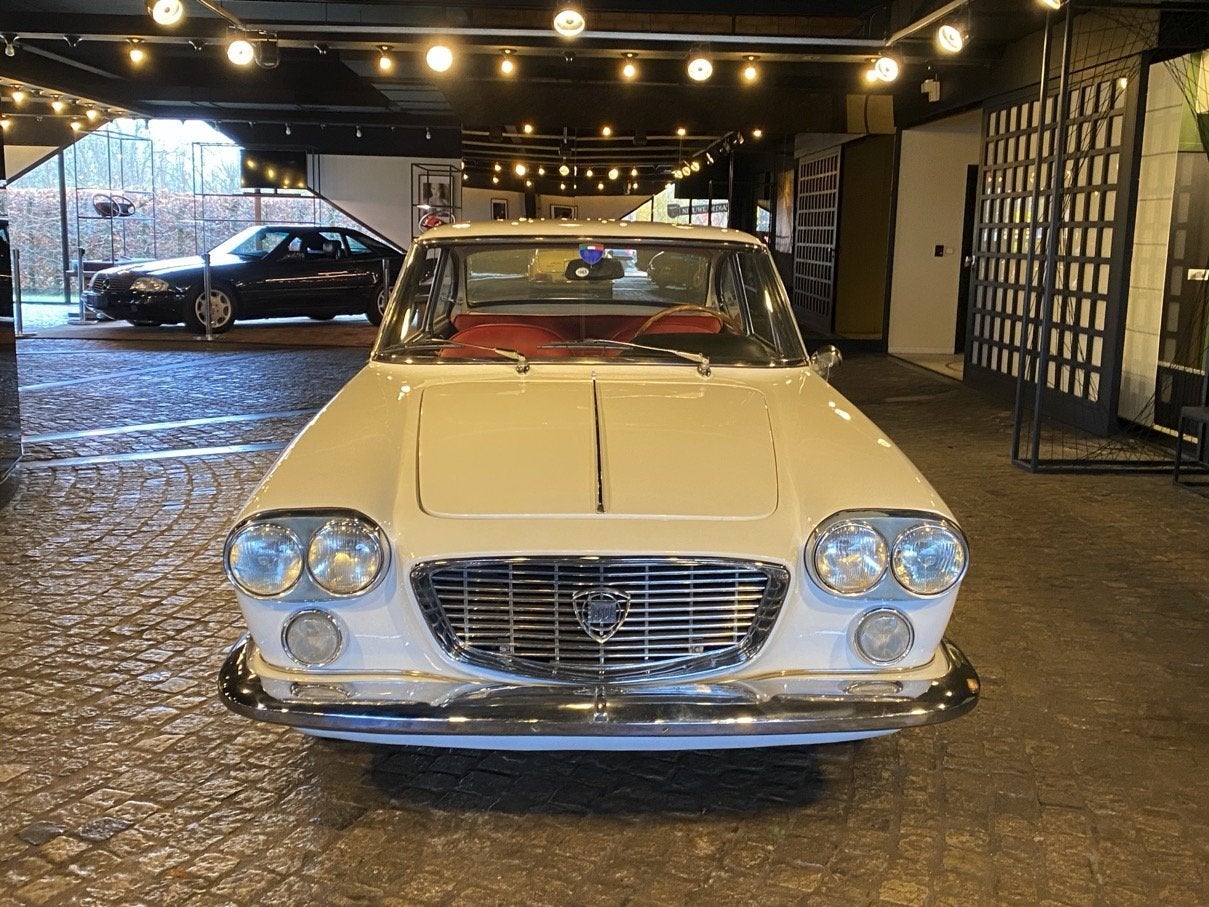 Lancia Flavia Boxer - Dubbele carburator (bj 1962), foto 12