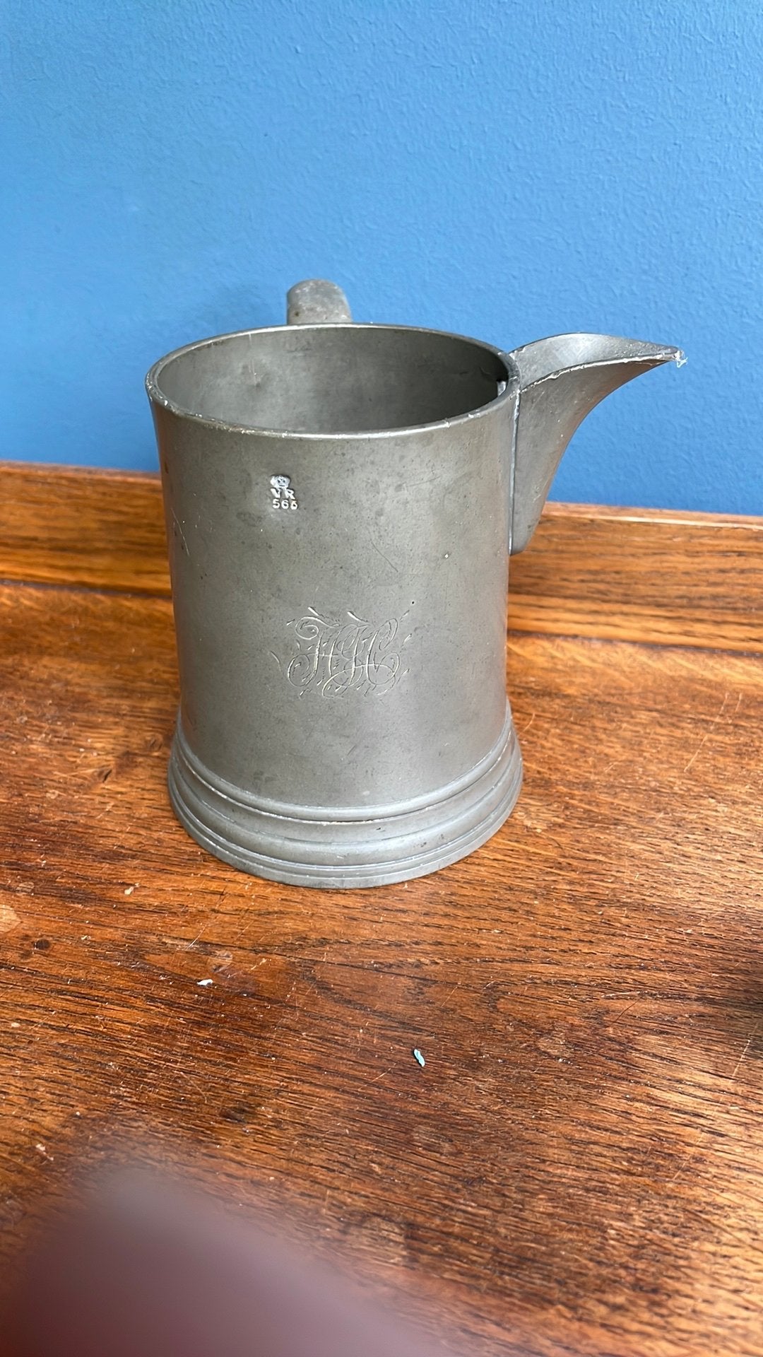 Antieke tinnen beker met gravure, Antiek en Kunst, Antiek | Tin, Ophalen of Verzenden