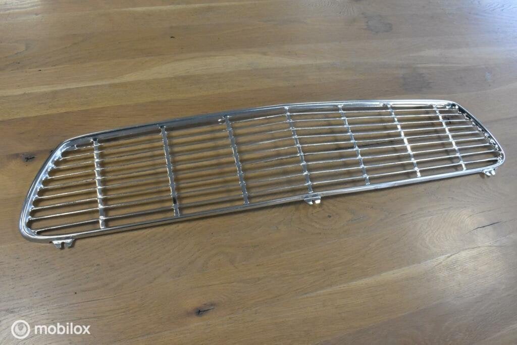 NOS: Grille origineel chroom Ford Taunus P4 ('62-'66) 420120, Ford, Nieuw, Ophalen of Verzenden, Ford