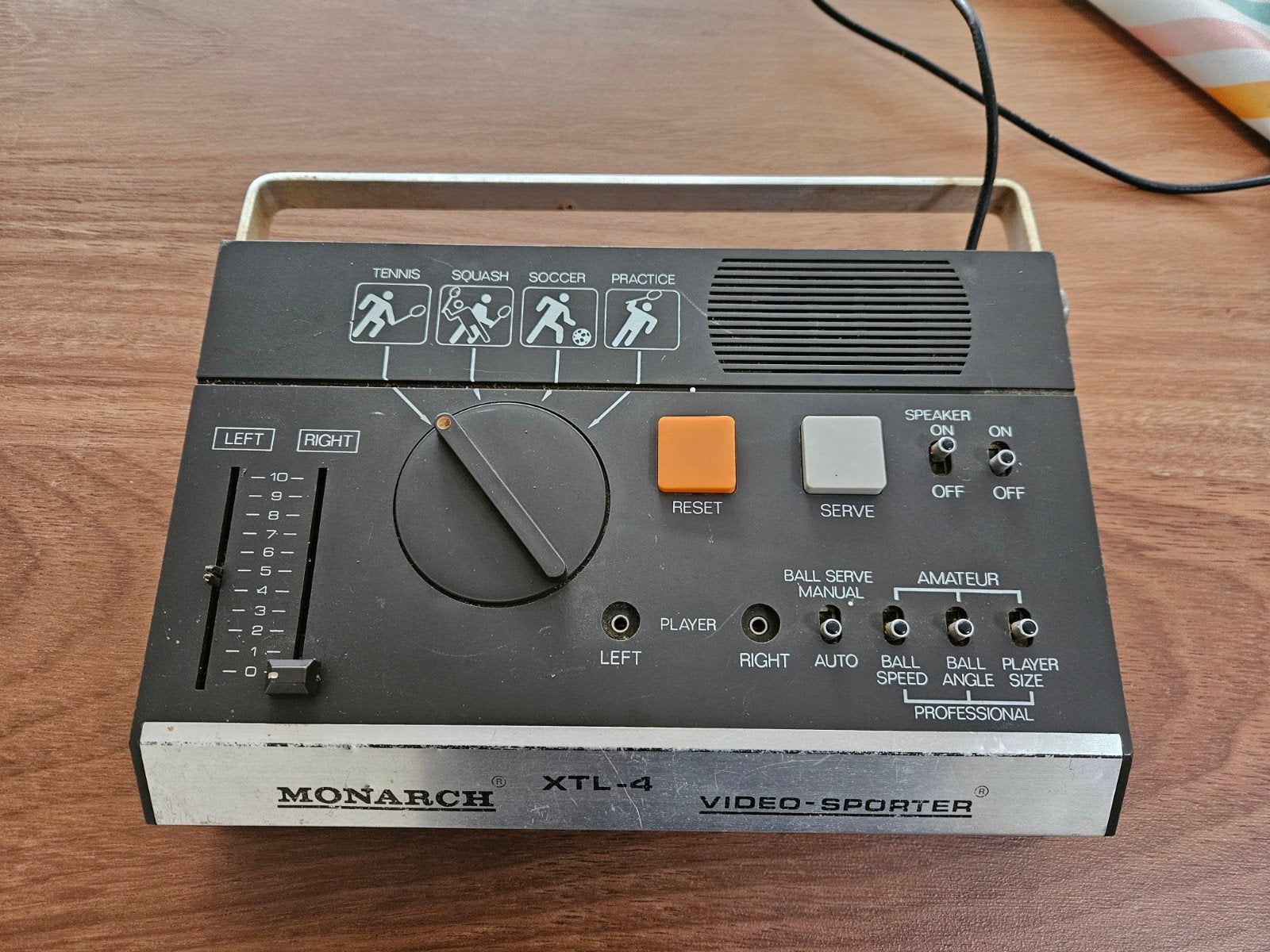 Monarch XTL-4 Video-Sporter Retro Gaming Console, Spelcomputers en Games, Spelcomputers | Overige, Gebruikt, Overige merken, Ophalen of Verzenden