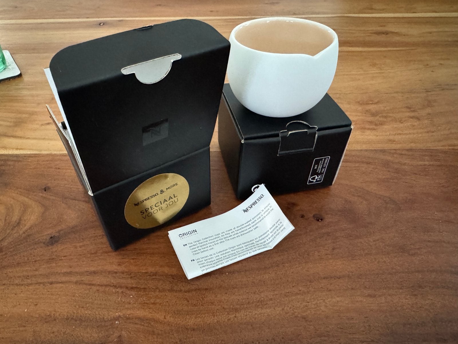 Set van 2 nespresso orgin espresso cup, Nieuw, Ophalen of Verzenden, Overige stijlen, Kop(pen) en/of Schotel(s)