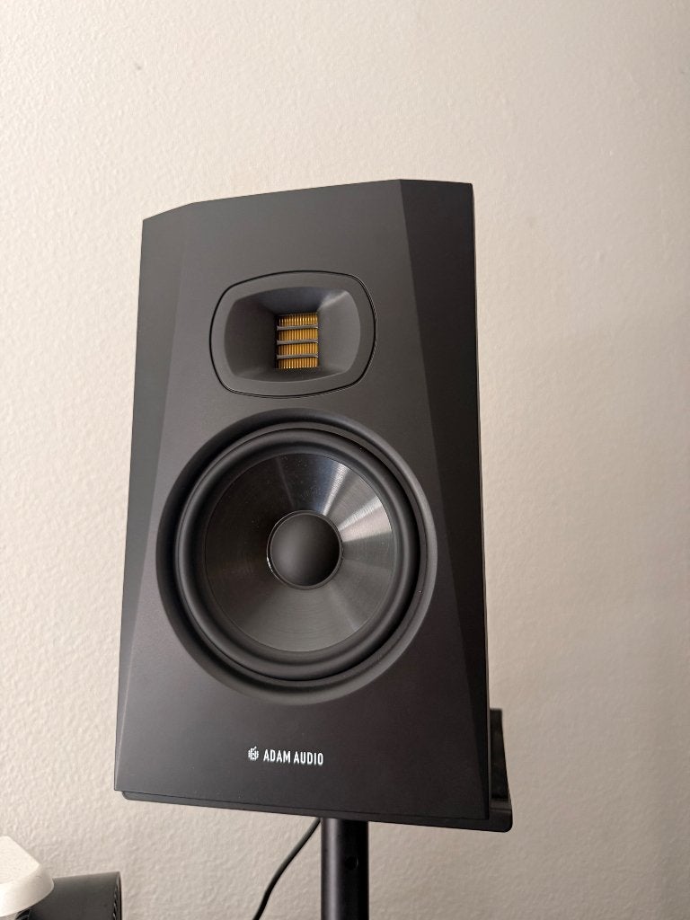 Adam Audio t7v, Overige merken, Studiomonitor, Inclusief kabels, 120 tot 150 watt