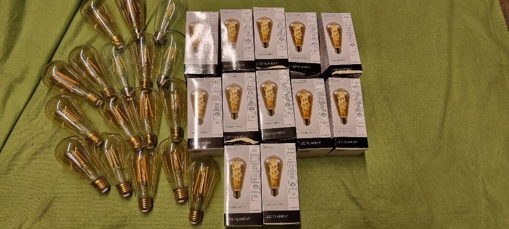 Lucide / Eglo E 27 € 2.50 rest partij !!!!!!!!!!!!! NIEUW, Ophalen of Verzenden, Nieuw, E27 (groot), Led-lamp