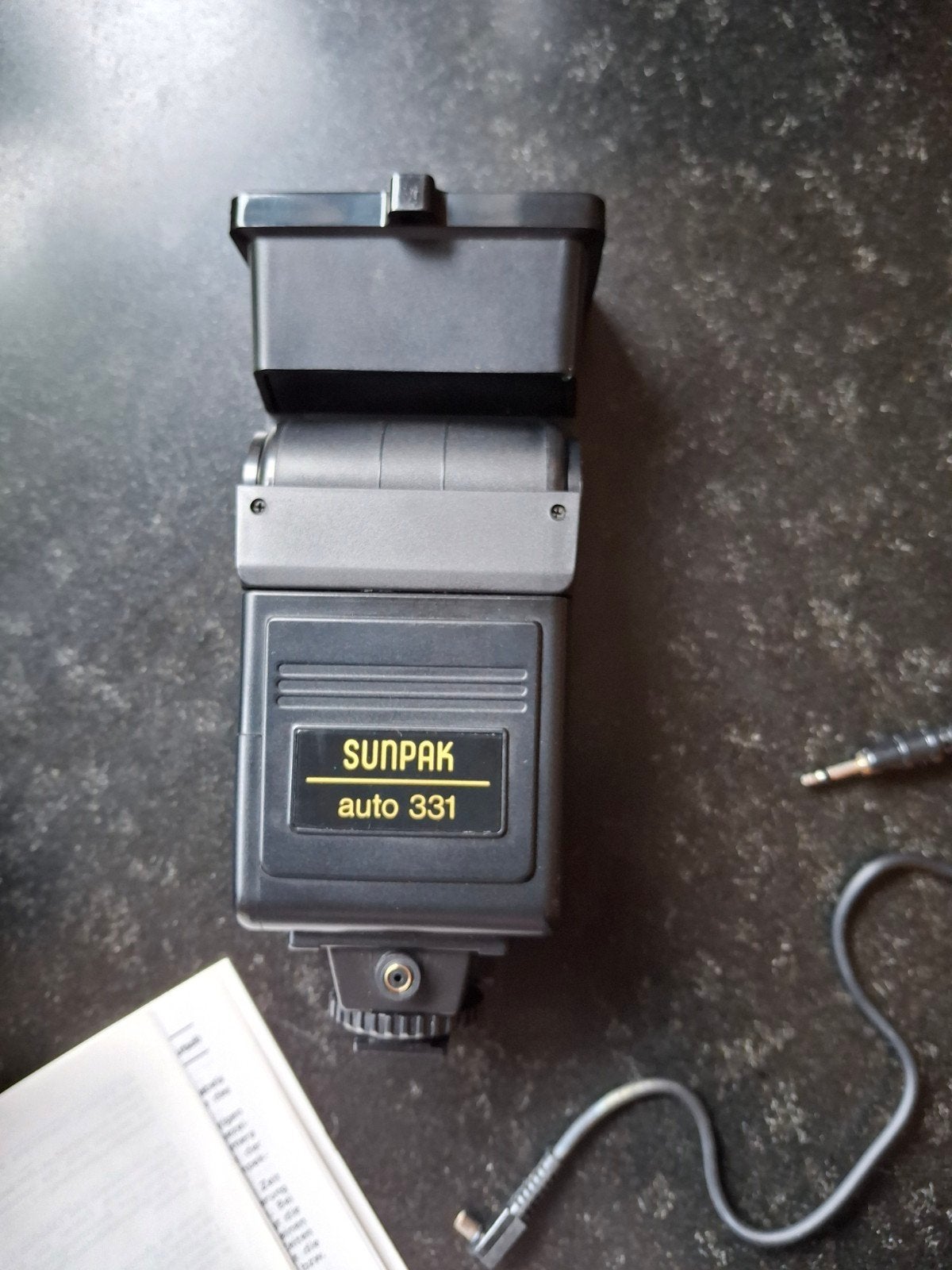 Sunpak Auto 331 Externe Flitser met Handleiding, Voor analoge fotografie, Gebruikt, Externe flitser, Ophalen of Verzenden