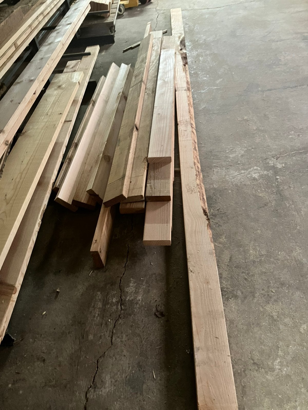 Douglas geschaafd 45x145mm reststukken, Ophalen, Zo goed als nieuw, 250 cm of meer, Balken