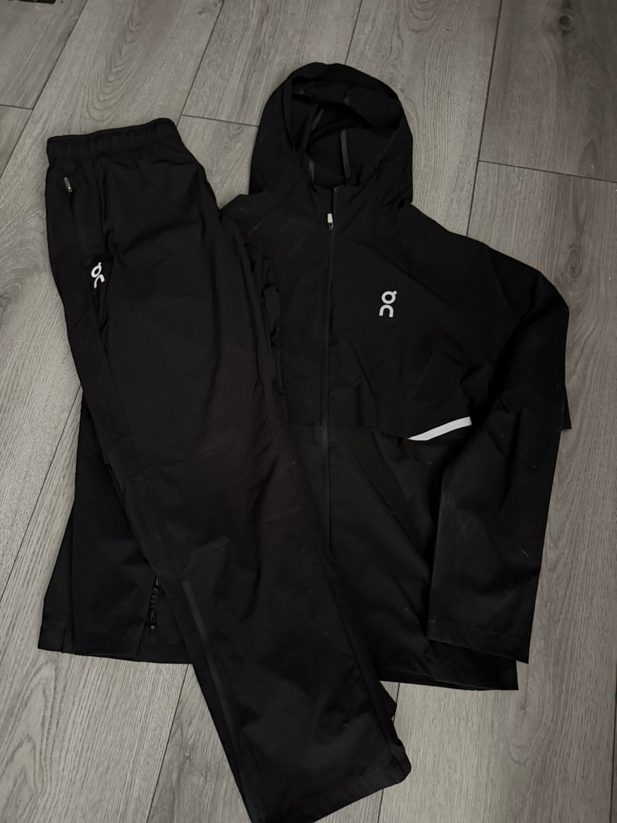 Oncloud trainingspak, Kleding | Heren, Maat 52/54 (L), Zwart, Nieuw, Ophalen of Verzenden