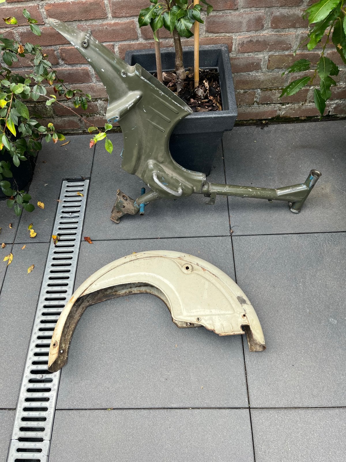 Onderdelen voor zundapp 423 bromfiets: Frame, spatbord, etc., Ophalen, Gebruikt, Frame
