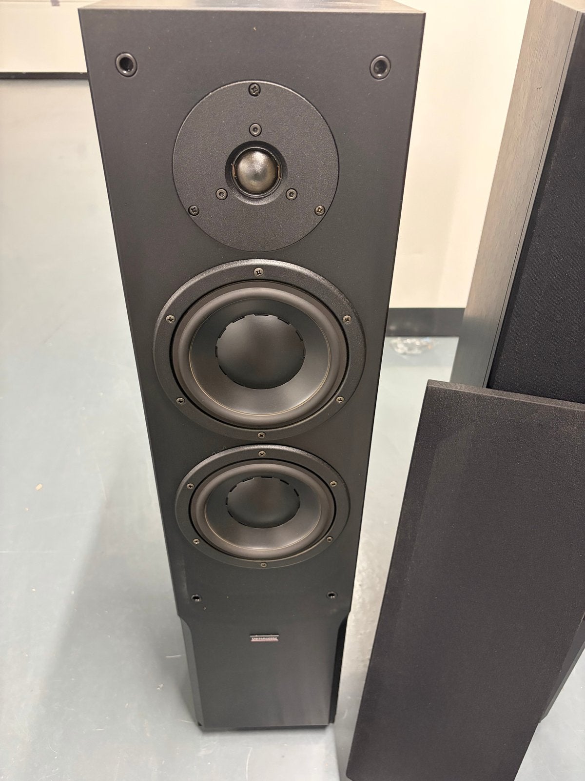 Dynaudio Audience 70 Matched Pair Vloerstaande Speakers, Gebruikt, 120 watt of meer, Front, Rear of Stereo speakers, Ophalen