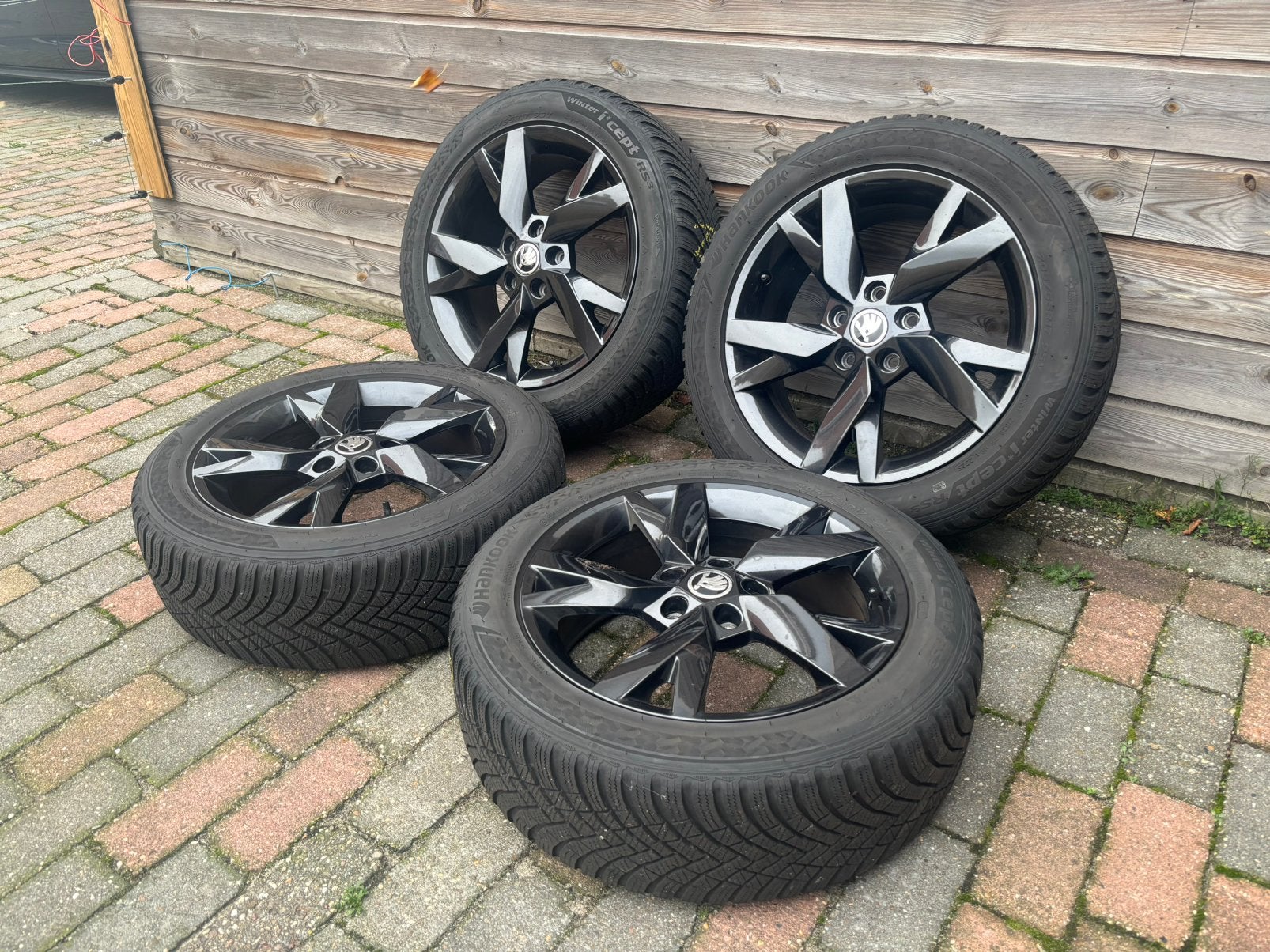 17 inch Skoda Octavia velgen Seat Leon Volkswagen Golf, Auto-onderdelen, Ophalen, Gebruikt, Banden en Velgen, 17 inch