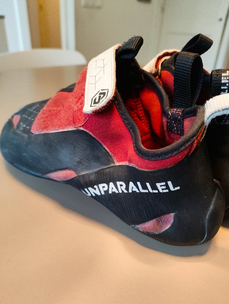 klimschoenen unparallel maat 44, Ophalen, Gebruikt, Klimsportschoenen