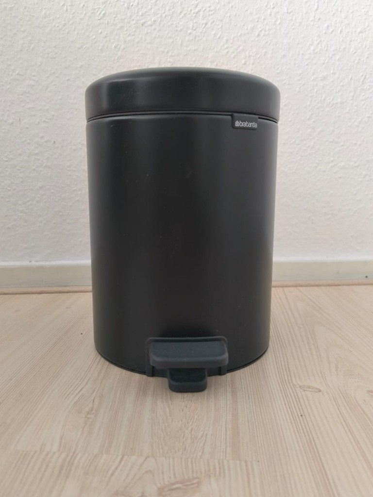 Brabantia NewIcon pedaalemmer zwart 3L, Ophalen, Met pedaal, Zo goed als nieuw, Minder dan 10 liter