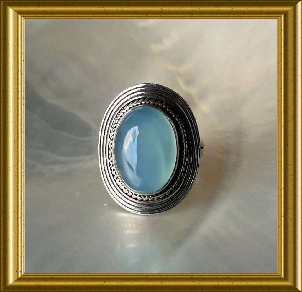 Mooie zilveren ring met blauwe steen, Sieraden, Tassen en Uiterlijk, Antieke sieraden, Ophalen of Verzenden, Zilver, Ring, Met edelsteen