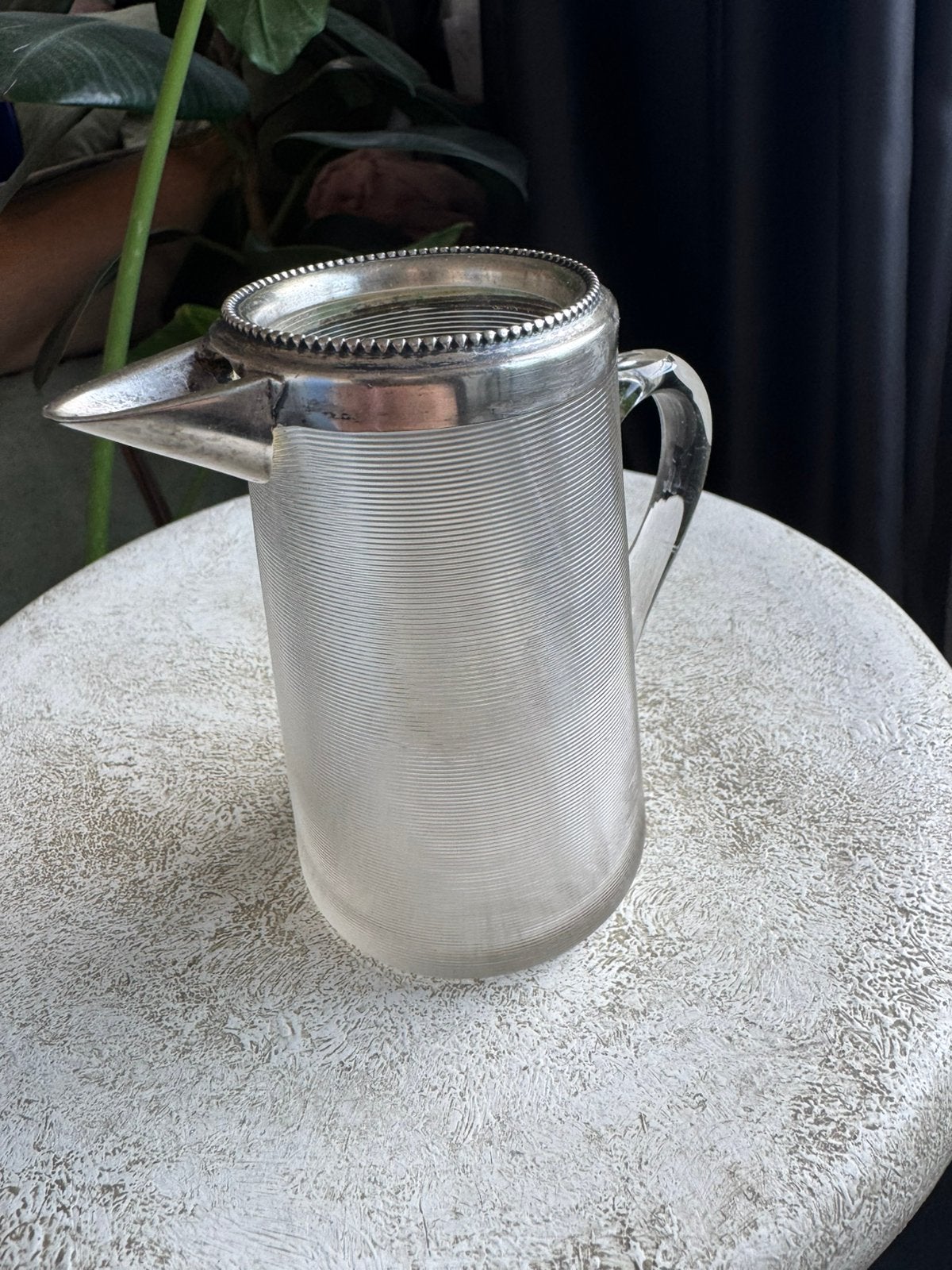 An antique milk jug/cream pitcher., Antiek en Kunst, Antiek | Goud en Zilver, Verzenden