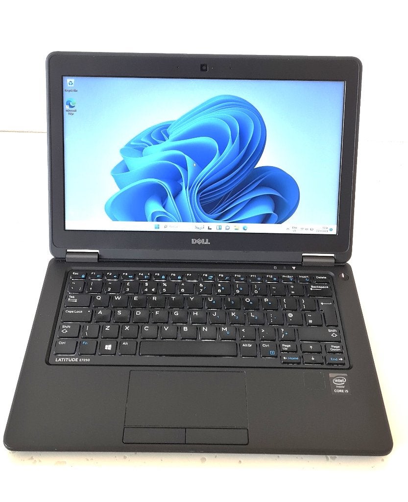 Dell Latitude E7250 i5 5th gen 8gb Ram 128 SSD, Computers en Software, 2 tot 3 Ghz, Qwerty, 8 GB, 12 inch