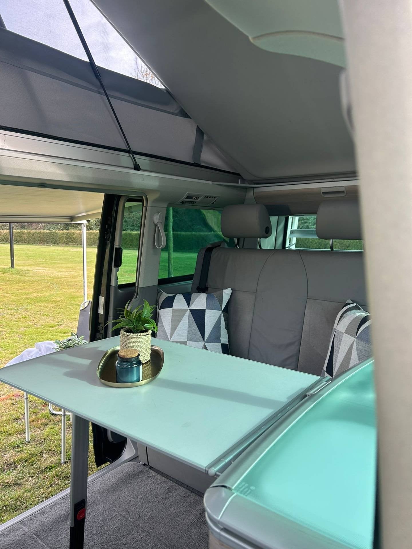 Foto 56 van Volkswagen California Transporter Buscamper 2.0 TDI 140 PK E