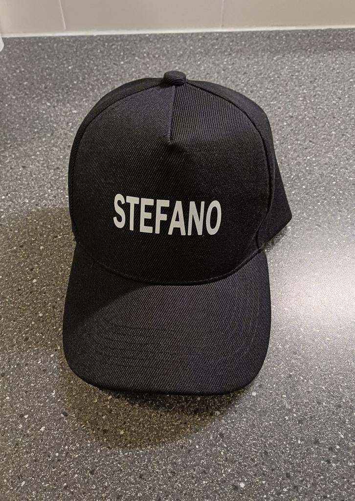 Nieuw Zwart Petje met 'Stefano' Tekst - Verstelbaar, Kleding | Heren, Hoeden en Petten, Onbekend, Nieuw, Pet, One size fits all