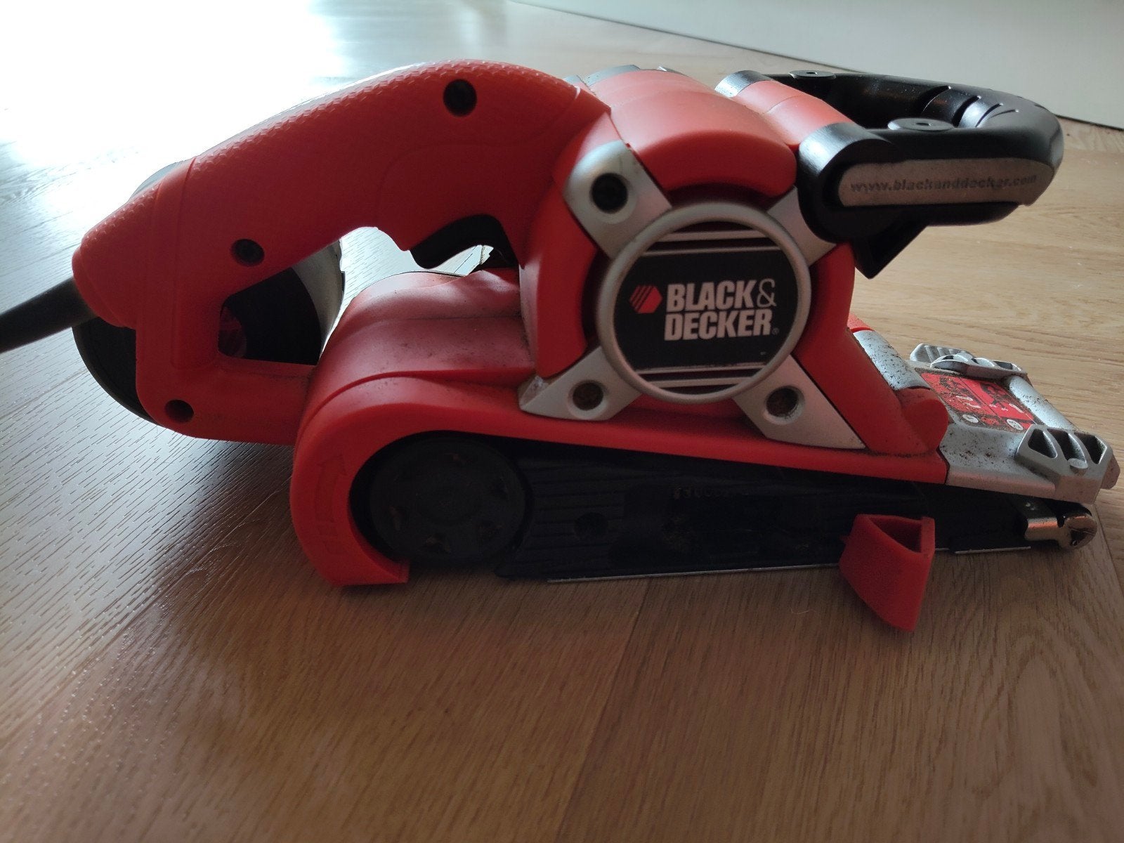 Black & Decker Bandschuurmachine KA88 - 720W, Ophalen of Verzenden, Gebruikt, 600 tot 1200 watt, Bandschuurmachine