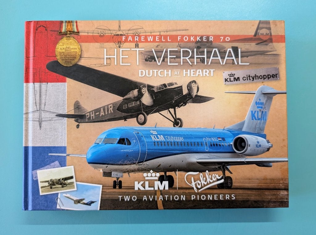 Boek Farewell Fokker 70 "Dutch at Heart", Verzamelen, Luchtvaart en Vliegtuigspotten, Ophalen of Verzenden, Nieuw, Boek of Tijdschrift