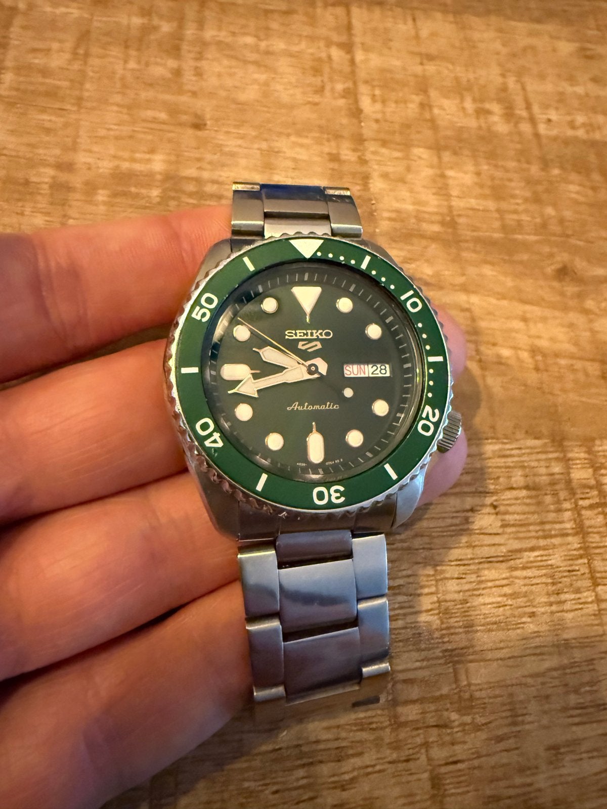 Seiko 5 Sports Automaat SRPD63K1 Groen Herenhorloge, Sieraden, Tassen en Uiterlijk, Gebruikt, Staal, Polshorloge, Ophalen of Verzenden