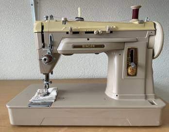 Vintage naaimachine: Singer 402G, Ophalen, Gebruikt, Naaimachine, Singer
