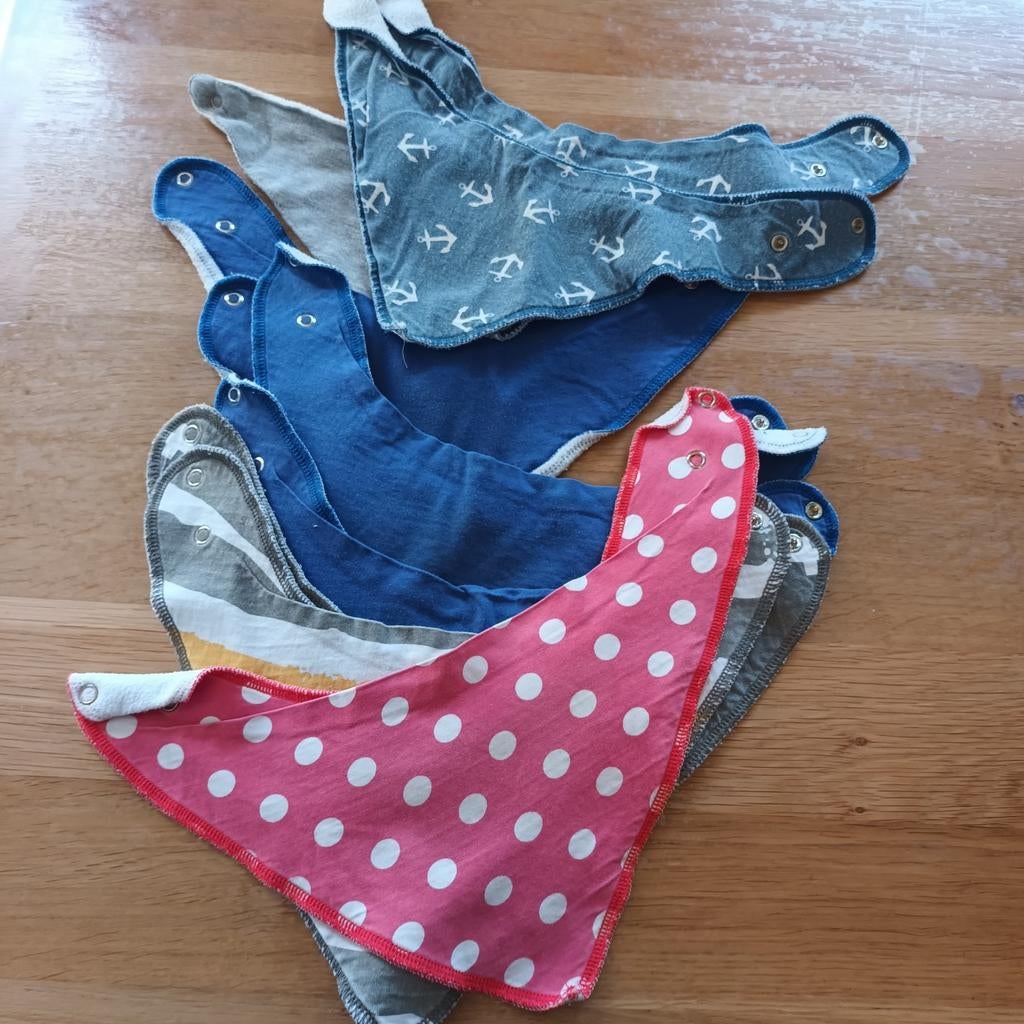 Set van 9 baby kwijlslabbetjes / bandana slabbetjes, Ophalen of Verzenden