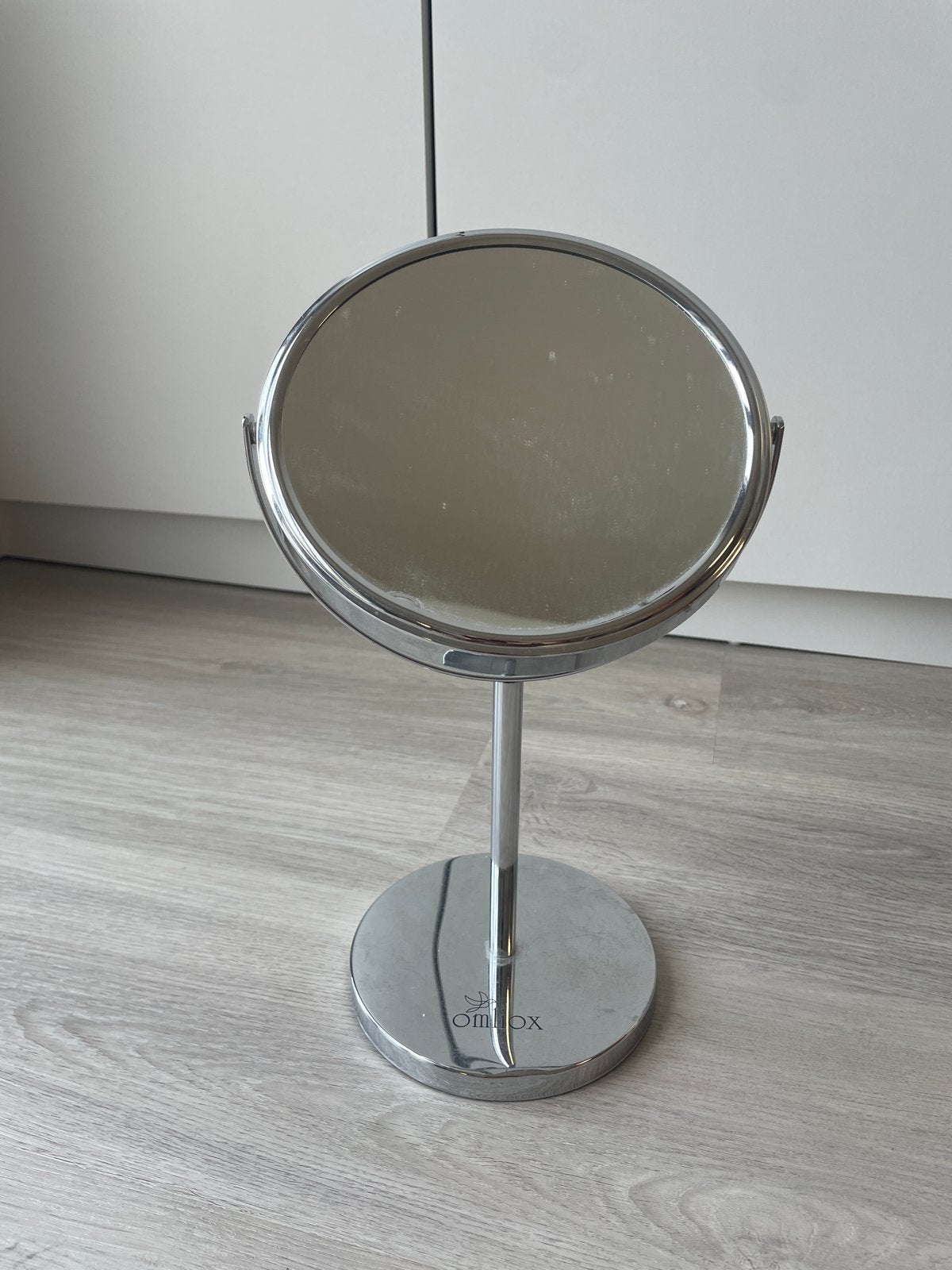 Omilox make-up spiegel met standaard, Minder dan 50 cm, Gebruikt, Rond, Ophalen of Verzenden