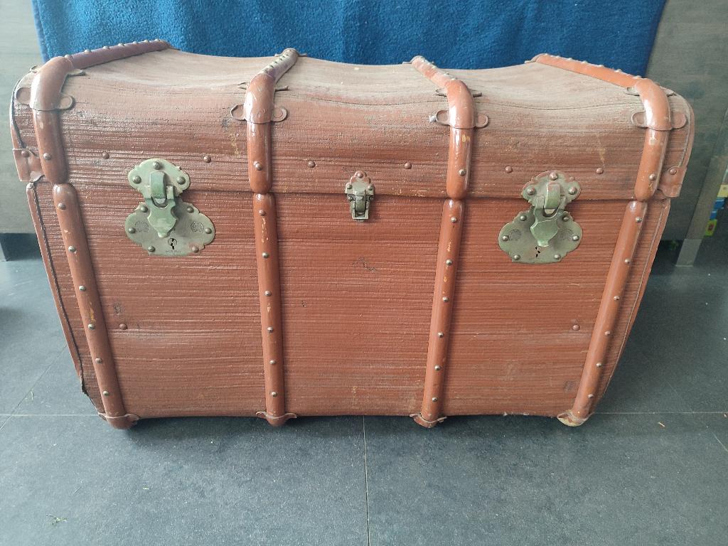 Hutkoffer brocante, Ophalen